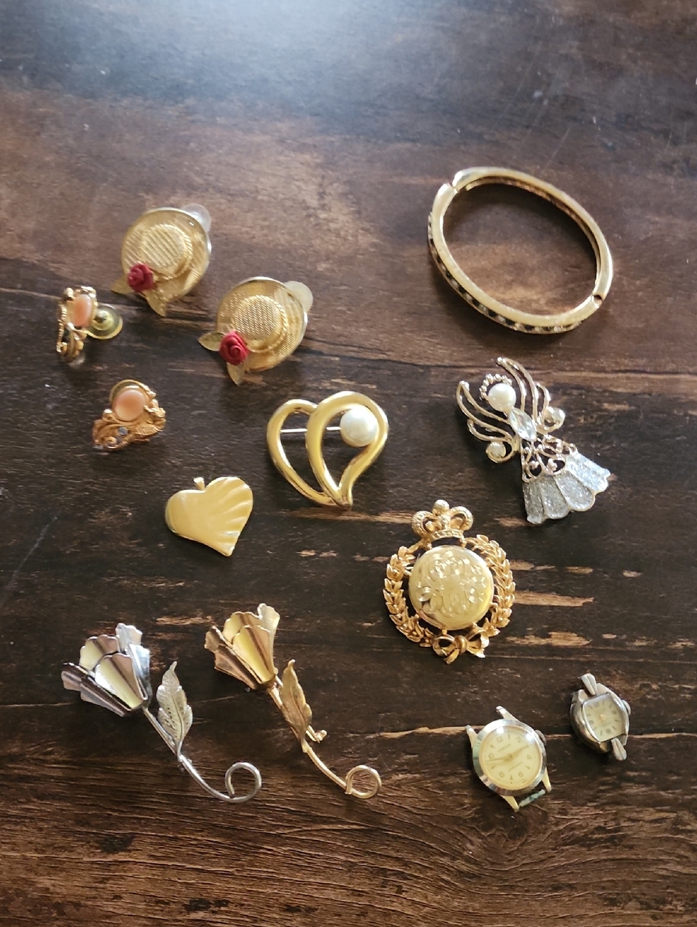Gold-Tone Heart & Floral Vintage Style Jewelry Bundle